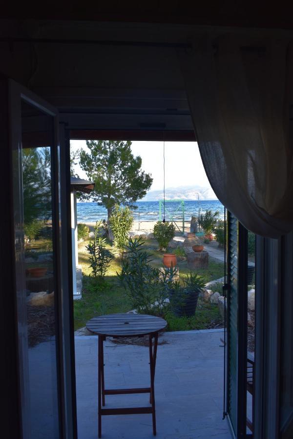Bouka Beachfront Bungalows Agios Nikolaos  Luaran gambar