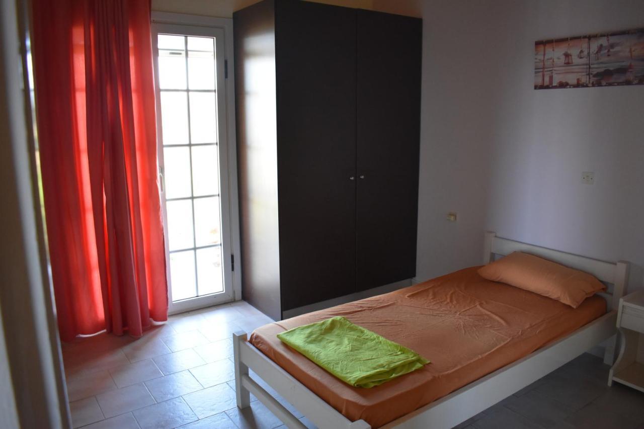 Bouka Beachfront Bungalows Agios Nikolaos  Luaran gambar