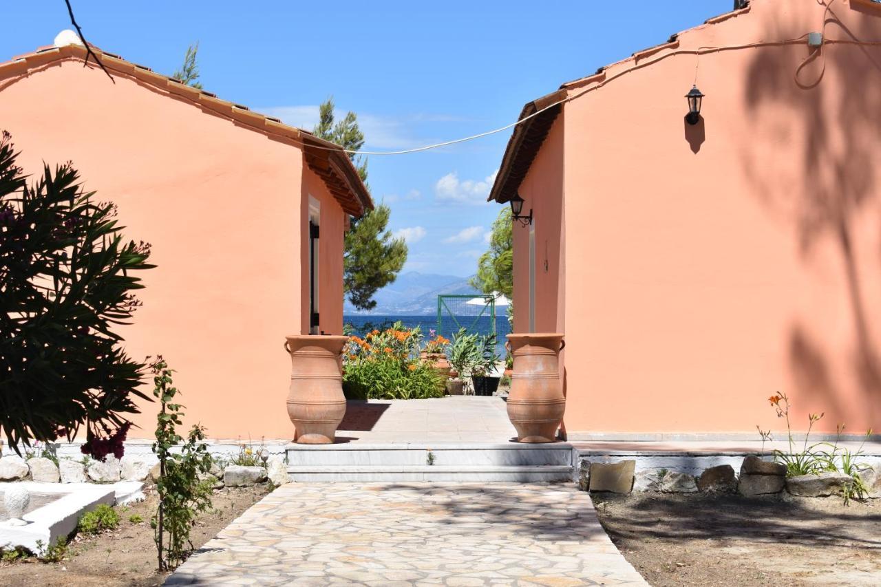 Bouka Beachfront Bungalows Agios Nikolaos  Luaran gambar