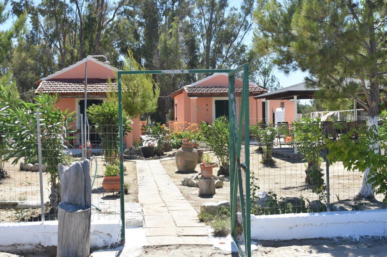 Bouka Beachfront Bungalows Agios Nikolaos  Luaran gambar